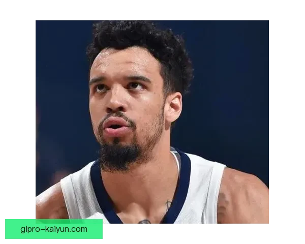 金玟哉头球威胁持续提升，防守端表现稳健